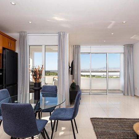 The Saline Views Makenzy Apartment ลาร์นาคา ภายนอก รูปภาพ