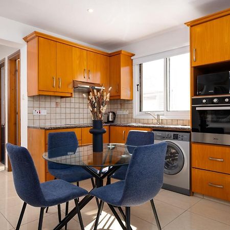 The Saline Views Makenzy Apartment ลาร์นาคา ภายนอก รูปภาพ
