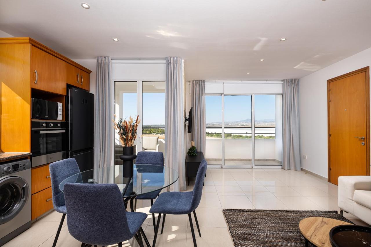 The Saline Views Makenzy Apartment ลาร์นาคา ภายนอก รูปภาพ