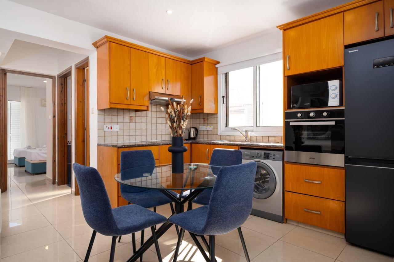 The Saline Views Makenzy Apartment ลาร์นาคา ภายนอก รูปภาพ